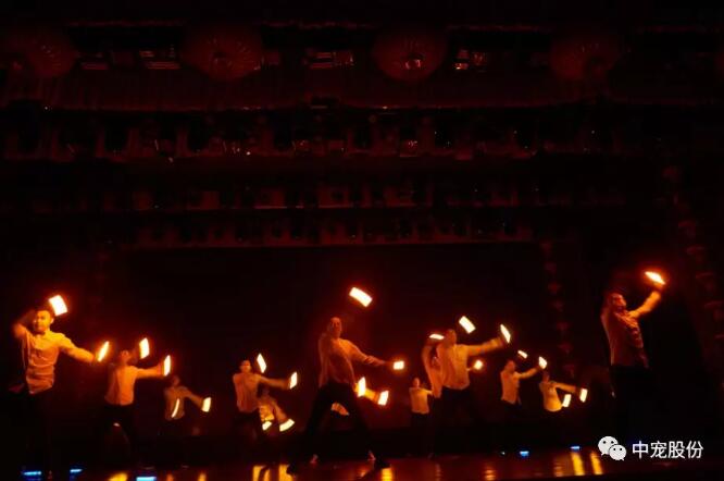 1b692ac89c194e64b64b2255e71f9518