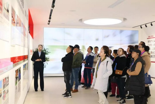 21f3fca909234b8eb87ef52dbbc9a5a5