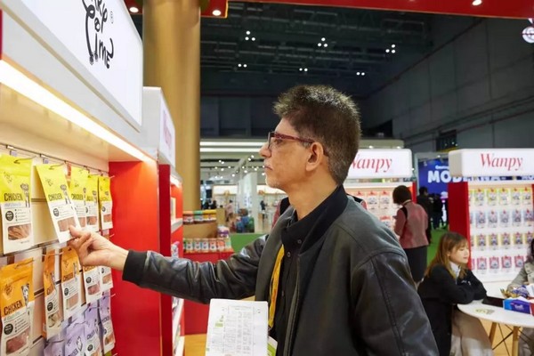 04acf4f71baf49698f6c28067b4b12d2