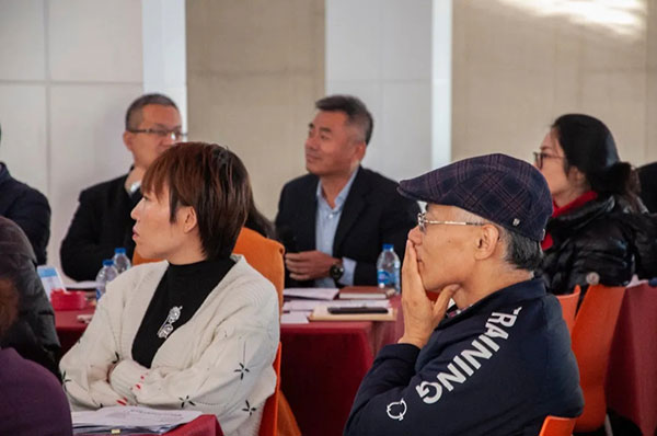 91e0949a05714c99a3e240477e1a515f